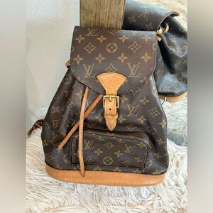 Louis Vuitton Montsouris MM Monogram backpack (LV)